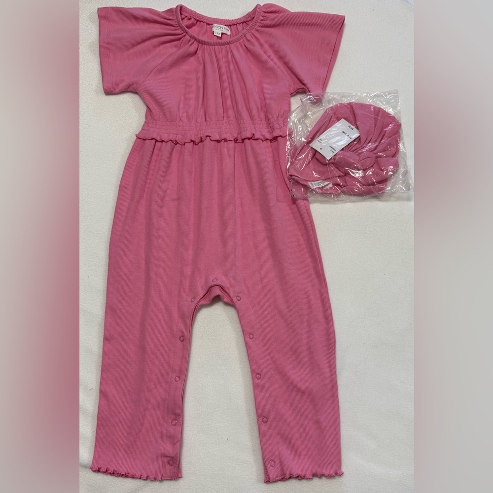 Grayson little 18M Pink Baby Romper with Matching Hat NWT
